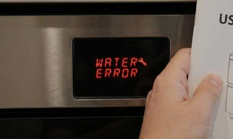 Ice Machine Showing Error Codes – What It Means and How to Fix It